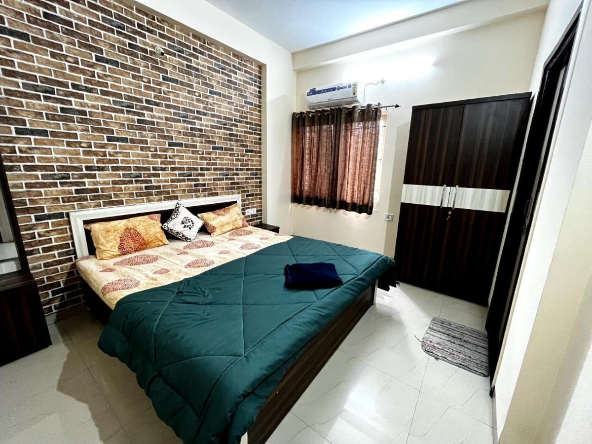 Staeg Heart Of City 2Bhk - 201 Indore Zewnętrze zdjęcie